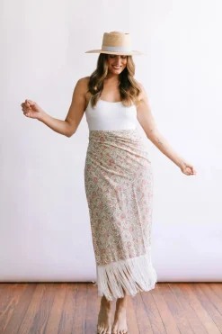 Sunshine Tienda Sarongs / Pareos-Garden Fringe Sarong