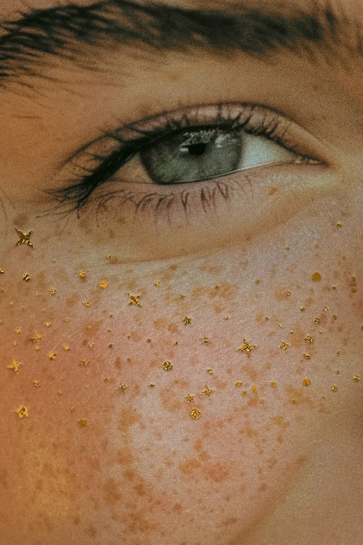 Fazit Beauty / Wellness-Glitter Freckles Makeup Patches