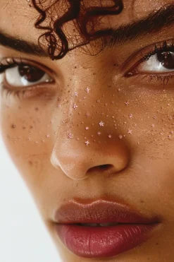 Fazit Beauty / Wellness-Rose Gold Glitter Freckles Makeup Patches