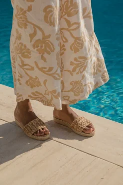 Le M Footwear-Saran Sandals