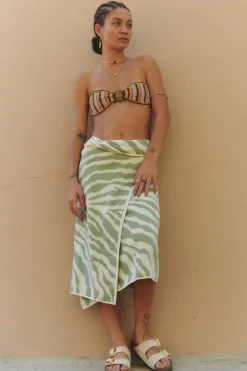 Slowtide Towels / Beach Blankets-Tigre Premium Woven Towel